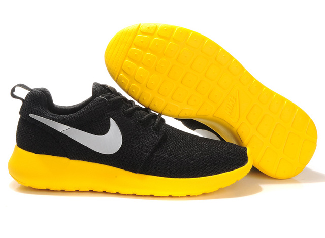 chaussure nike noir et jaune